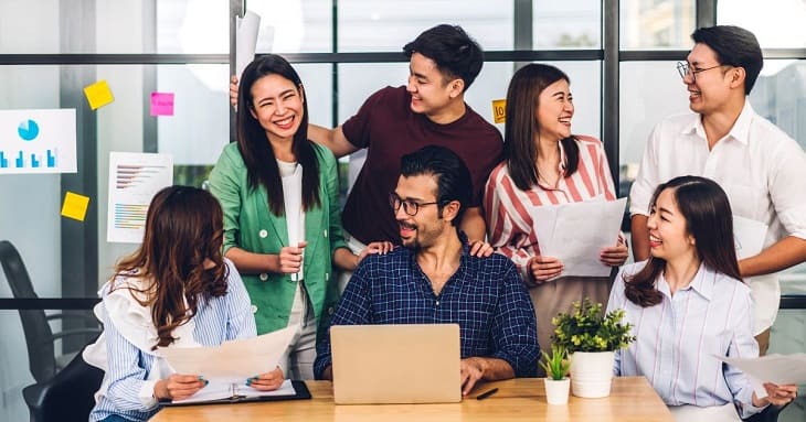 成果を出し続けているビジネスパーソンたち