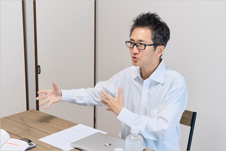 どんな場面でも「相手が理解しやすい言葉」を使うことについて語る山口拓朗さん