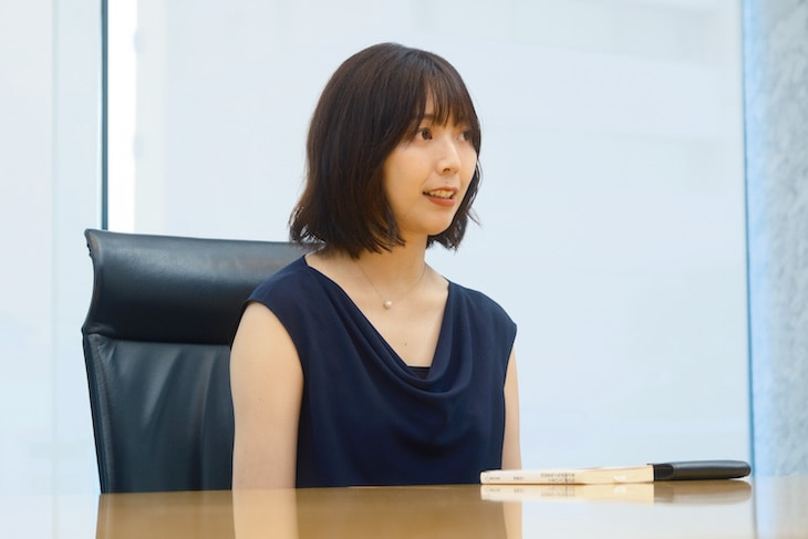 本を読む余裕すらない社会はおかしいと語る三宅香帆さん