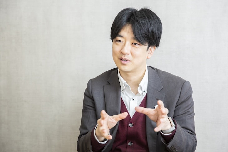 記憶にはいくつもの種類があると語る毛内拡先生