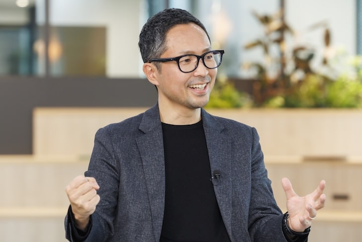 心理的安全性とはなにかについて説明する荒木博行氏