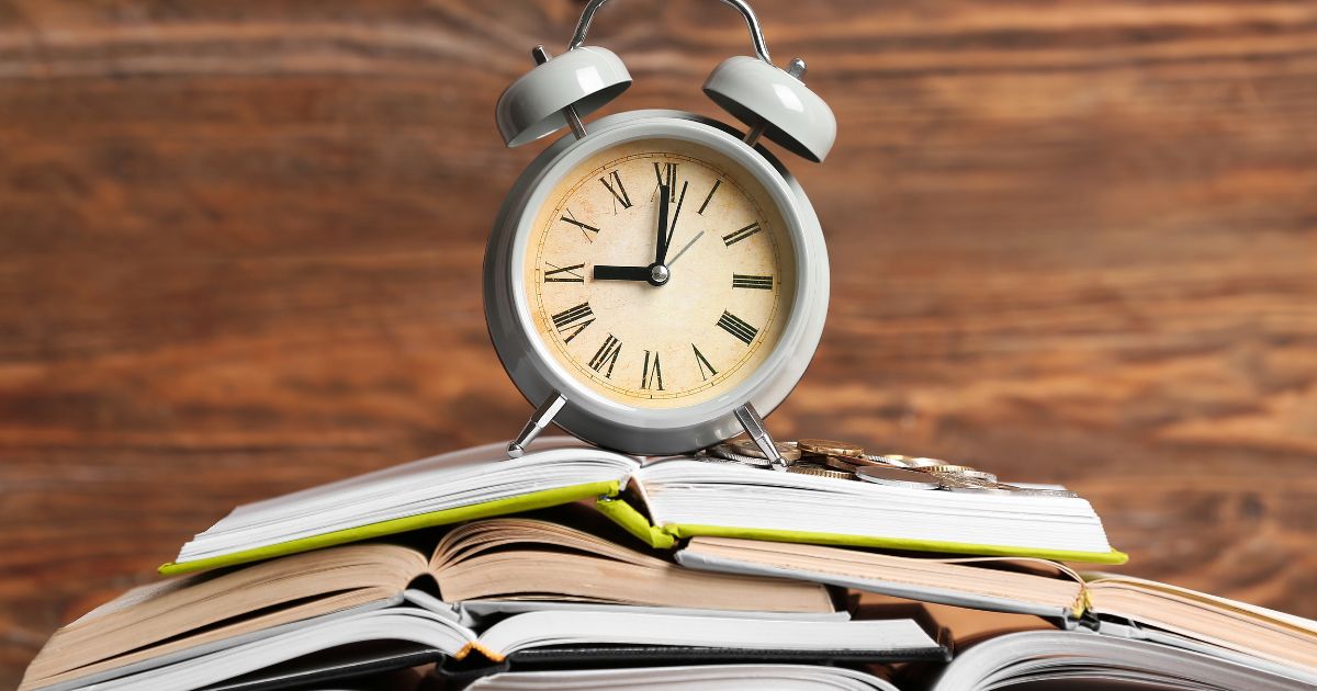 長時間勉強をするイメージ