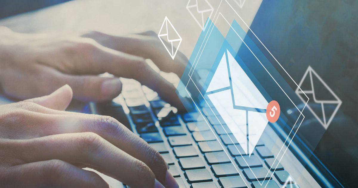 メールを送るイメージ