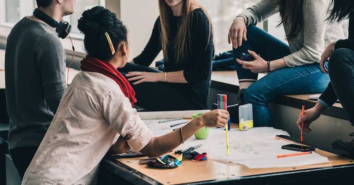 苦手な人とも良好な関係を築いている様子