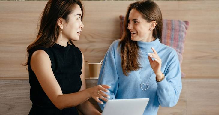 同僚との接触回数を増やしている様子