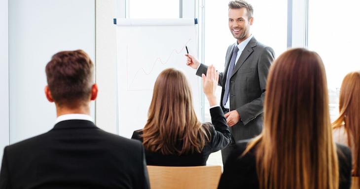 企業の英語研修の様子