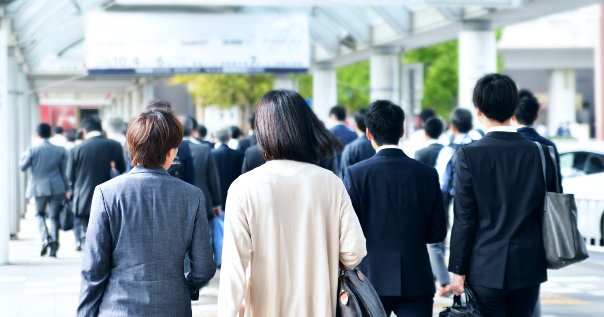 ひとつの会社にしがみつく のがマズい理由 なんちゃって昇進 にだまされていませんか Study Hacker これからの学びを考える 勉強法のハッキングメディア ひとつの会社にしがみつく のがマズい理由 なんちゃって昇進 にだまされていませんか Study Hacker これからの学びを考える 勉強法のハッキングメディア