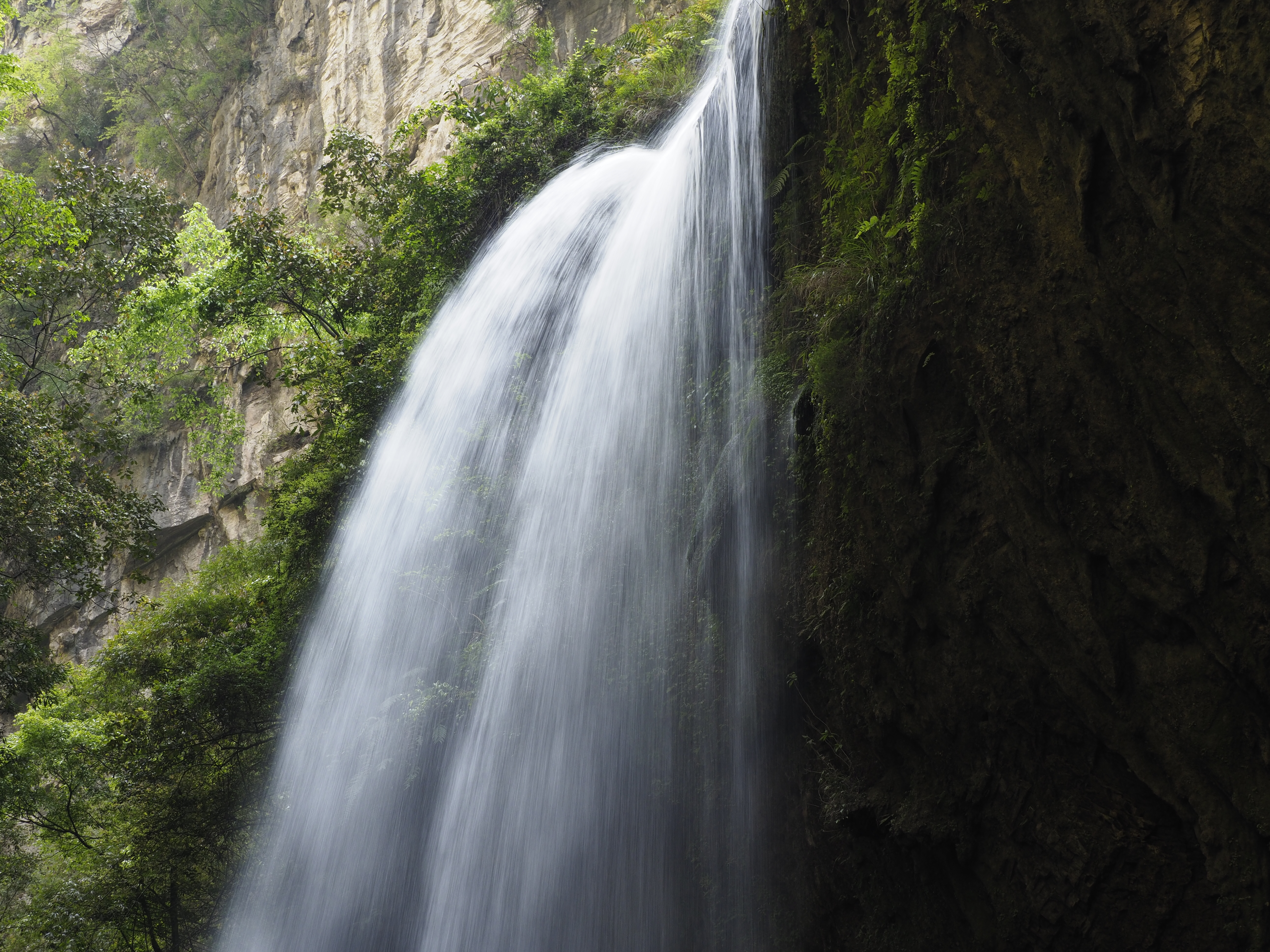 武隆龍水峡地縫