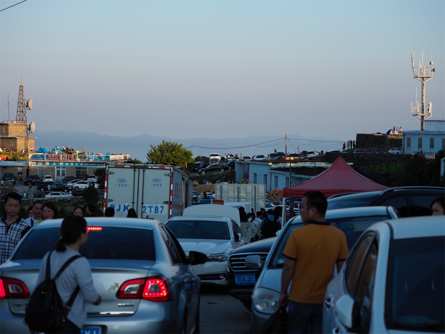 括蒼山の大渋滞