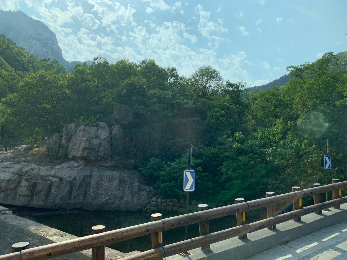 泰安高鉄駅&rarr;中天門 バス