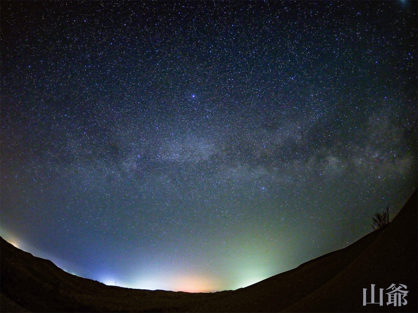 f:id:shan1tian2:20190621125617j:image 内モンゴル,オルドス市,クブチ砂漠,星空