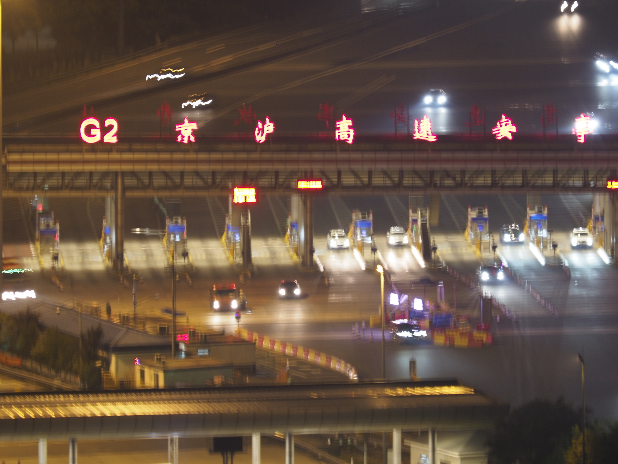ISO400,0.62s,F5.6,手ブレ 40-150F2.8(F5.6)+MC20