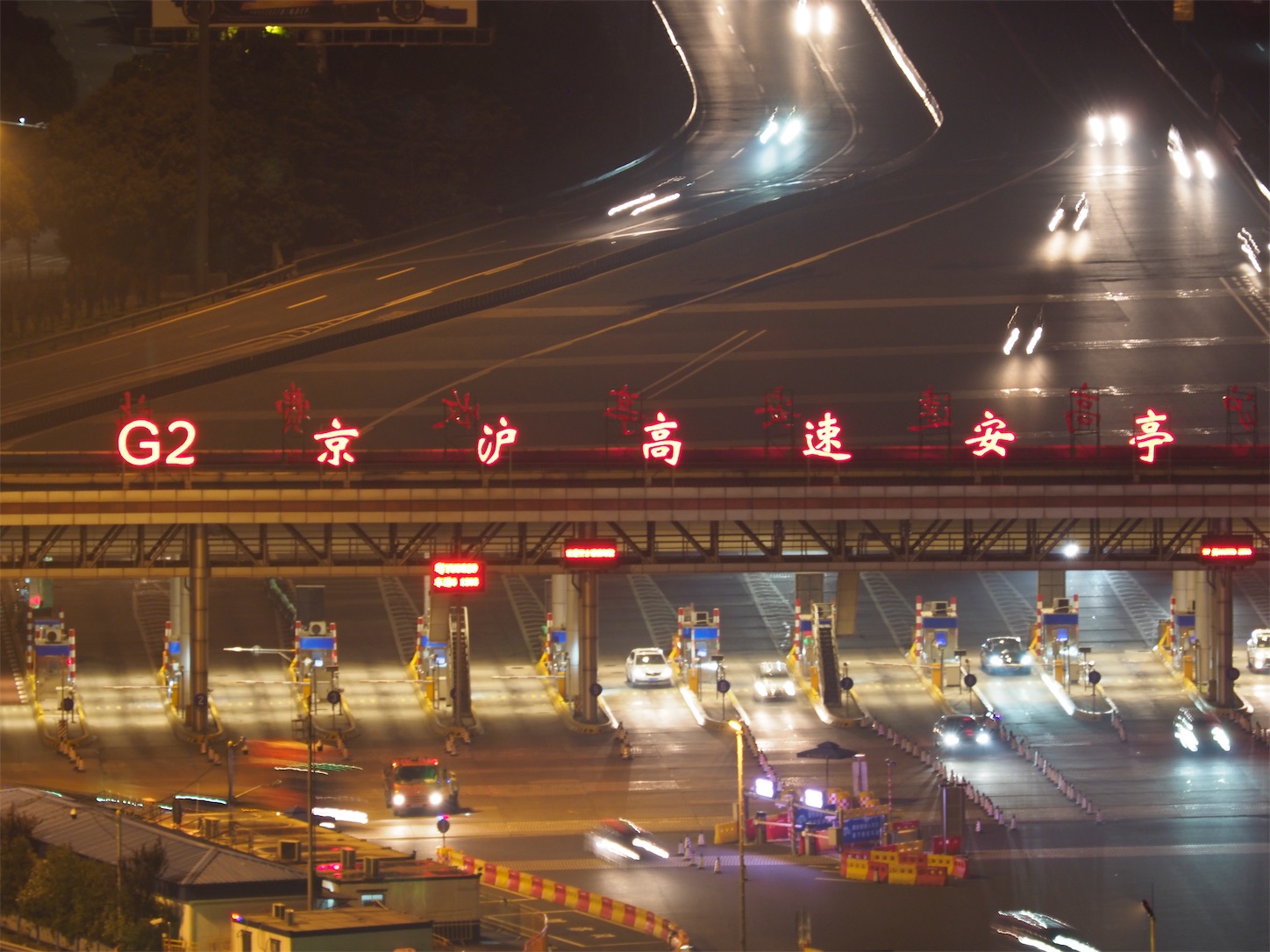 ISO400,0.62s,F5.6,手ブレなし 40-150F2.8(F5.6)+MC20