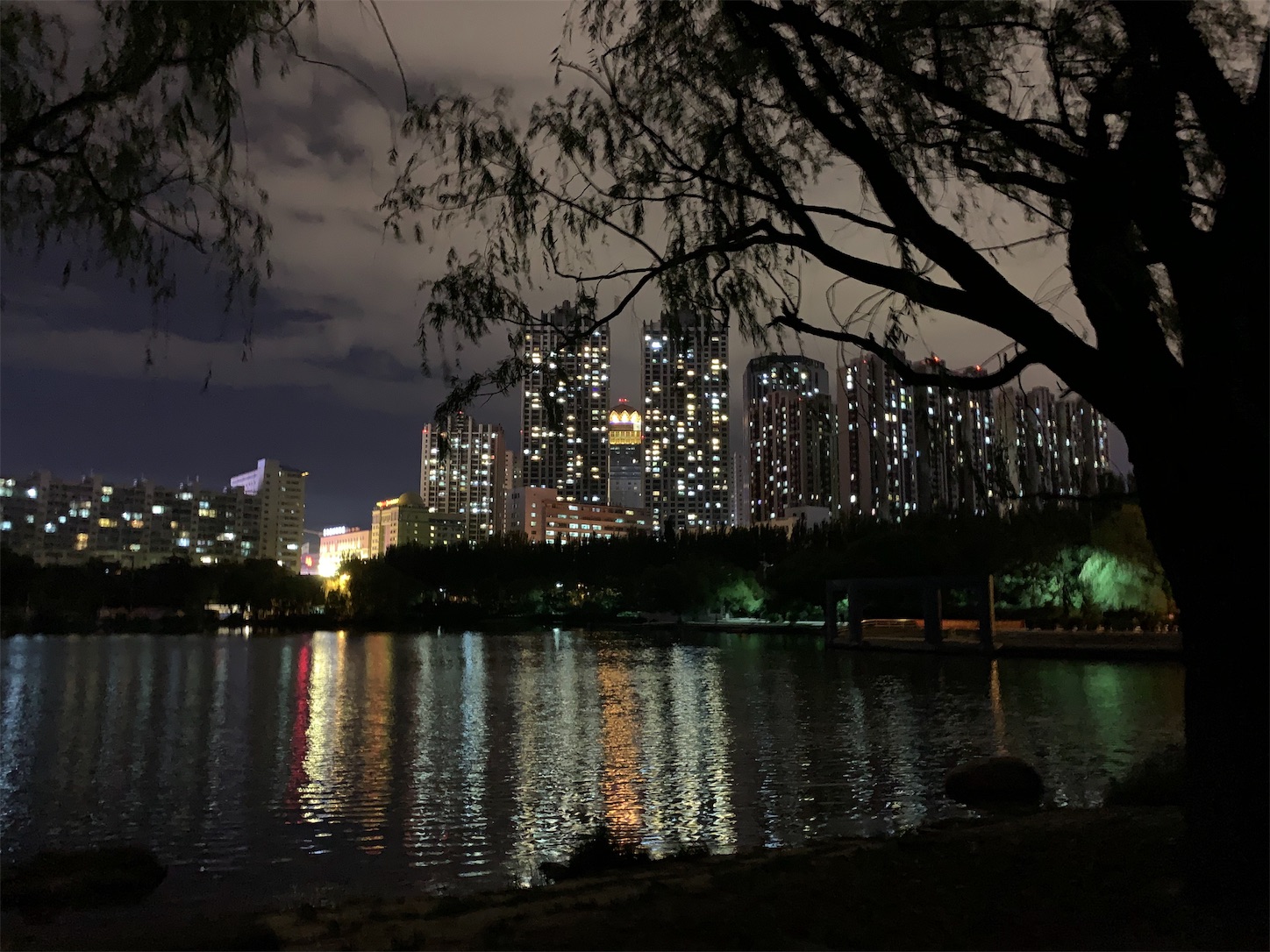 フフホト青城公園