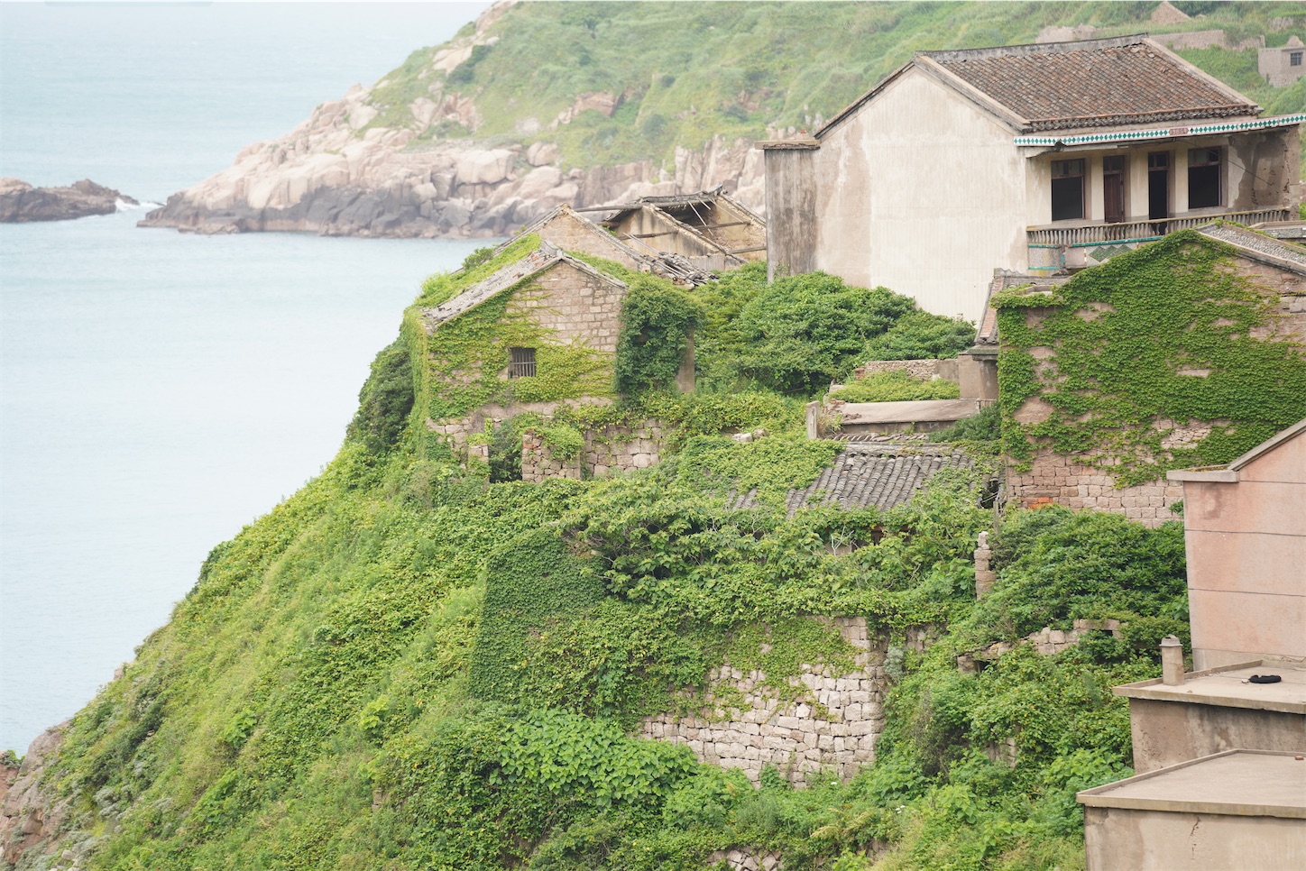 枸杞島後頭湾村（無人村）
