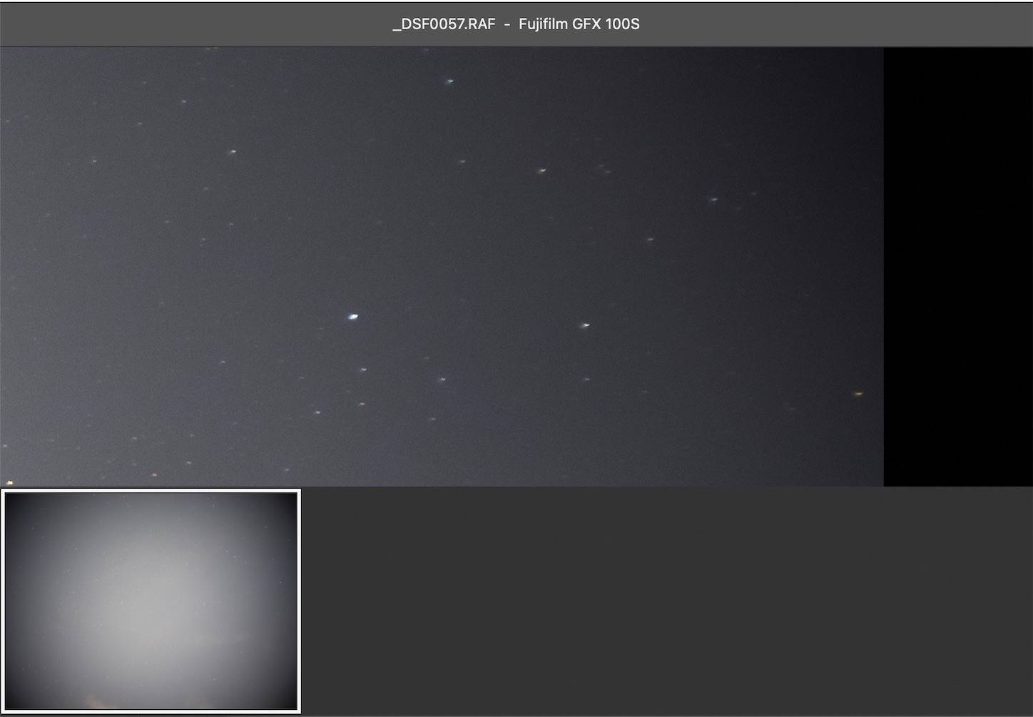 TTartisan35mmF2＋GFX100Sでの星空（右上）