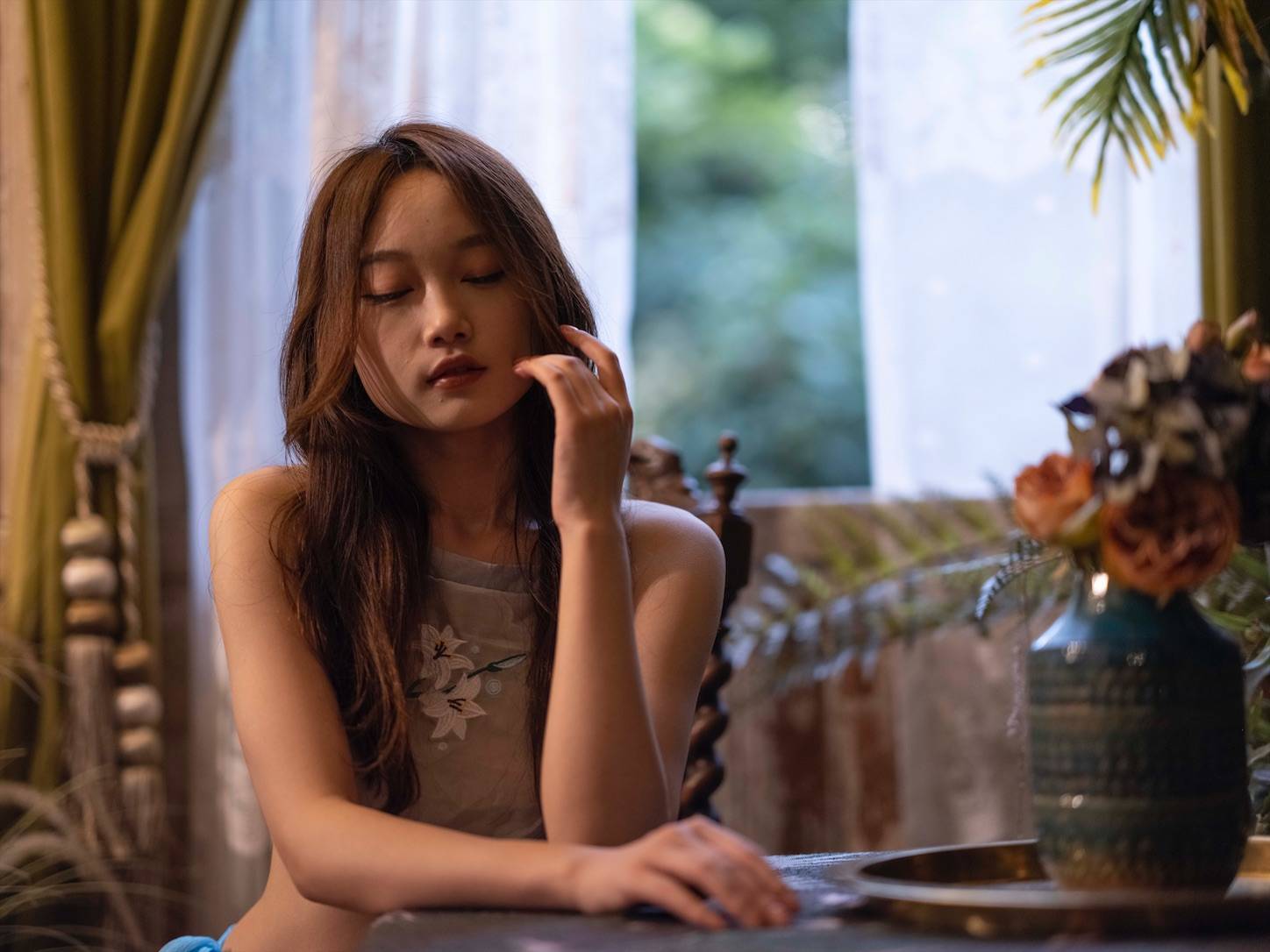 Gfx100s Gf80mmf1 7作例 上海室内ポートレート撮影会 董小姐 異邦人になってみた 上海生活写真ブログ