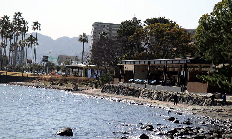 別府湾 ♫ 散歩しましょうか~ ♫ - めいけん(迷犬)シェーンとの 道草こぼれ話