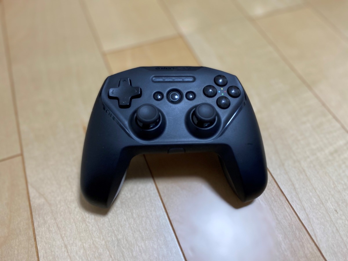 SteelSeries Stratus Duoゲームコントローラー Amazon.com: SteelSeries Stratus Duo Wireless Gaming