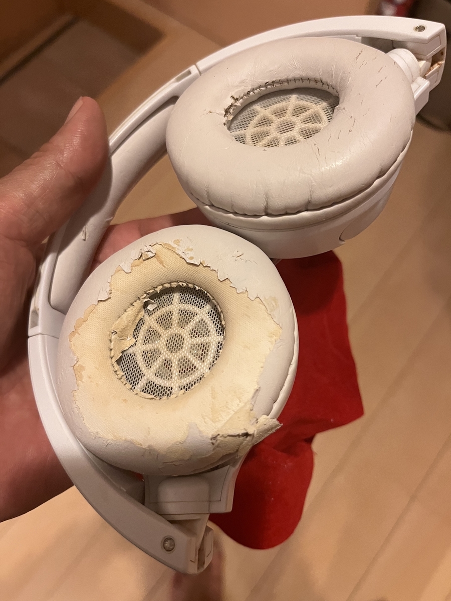 ヘッドホン パイオニア SE-MJ553BT Bluetooth ペアリング問題 - 凡庸記録
