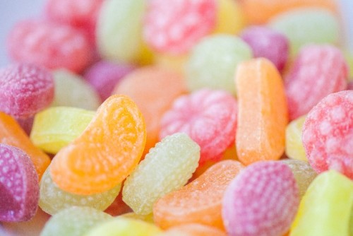 発見 できる社会人は仕事中にお菓子を食べる Mild Smile