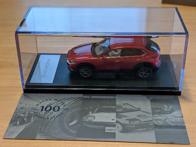 1/43 モデルカー MAZDA 100周年記念 CX-30 1/43 モデルカー MAZDA 100周年記念 CX-30