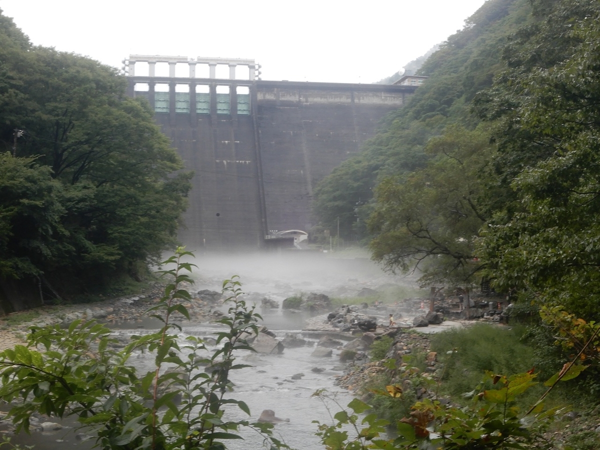 湯原ダム