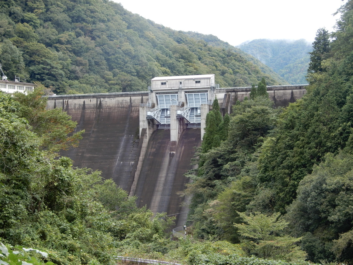 佐波川ダム