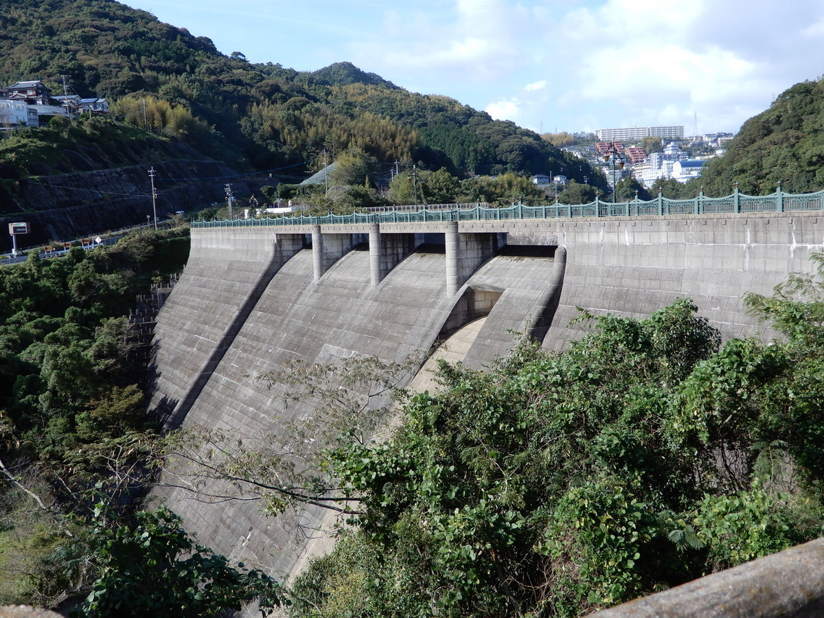 西山ダム