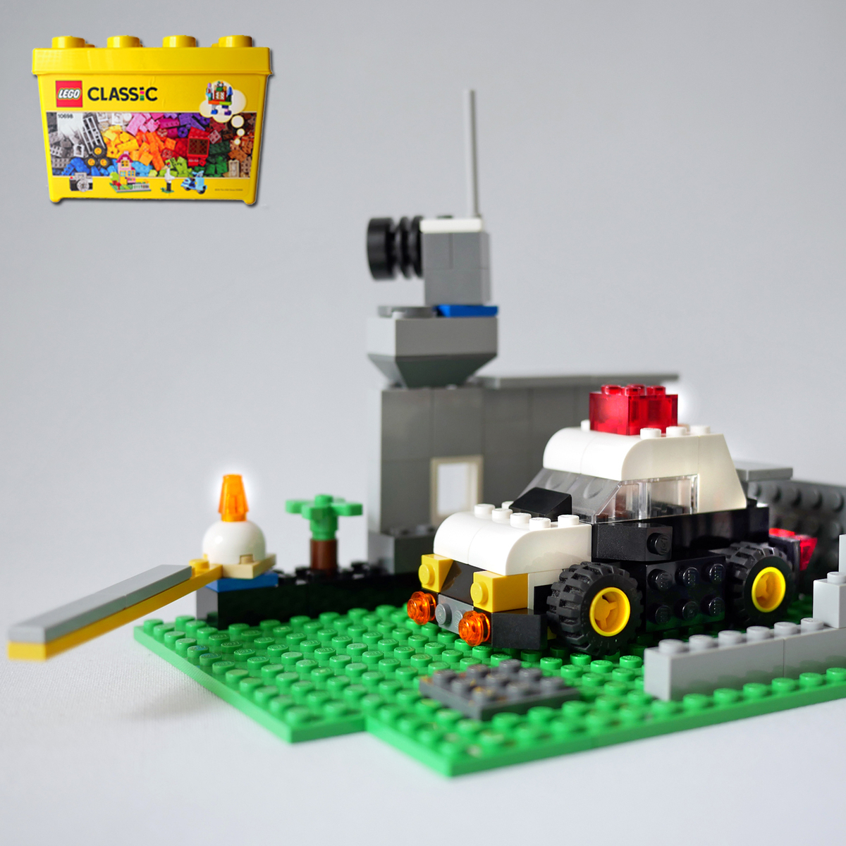 レゴ：パトカーと基地の作り方 LEGOクラシック10698だけで作ったよ 