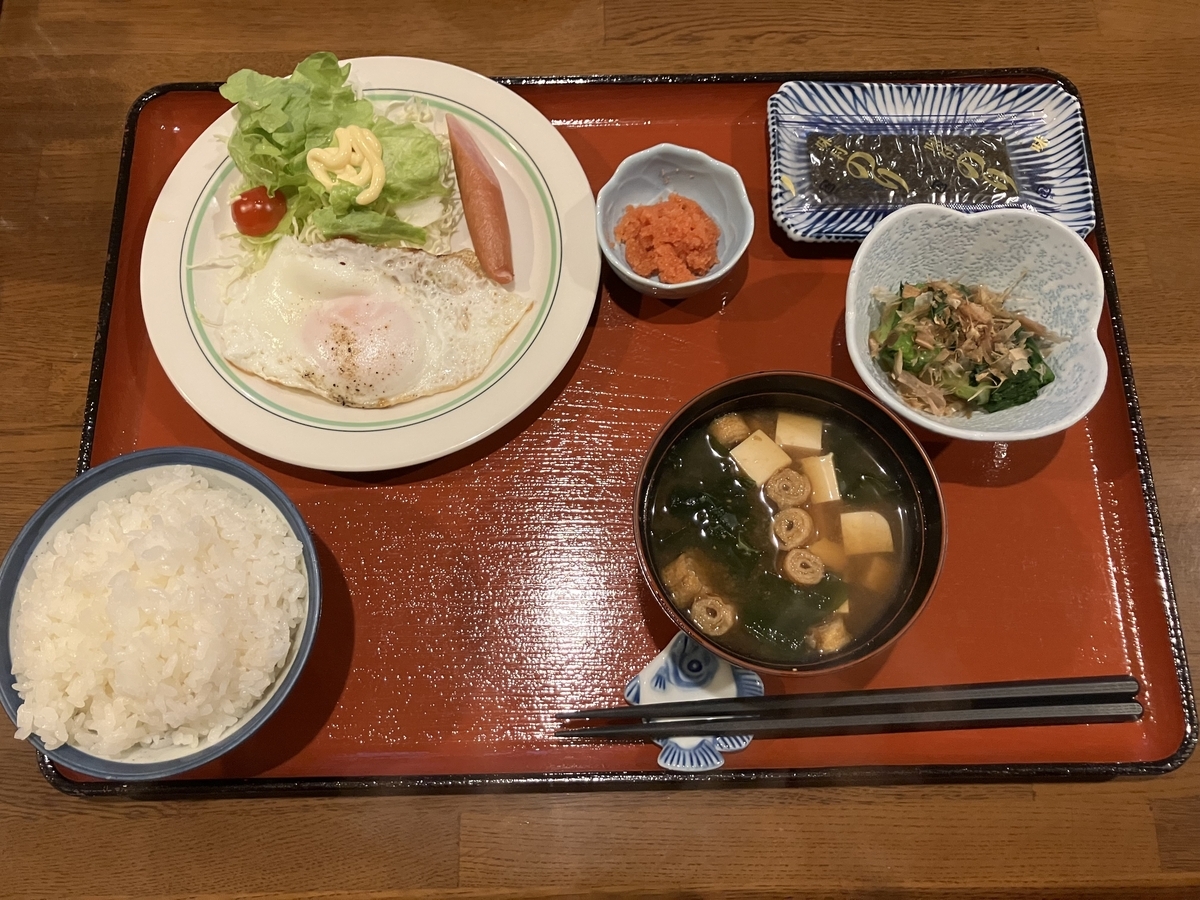 朝食