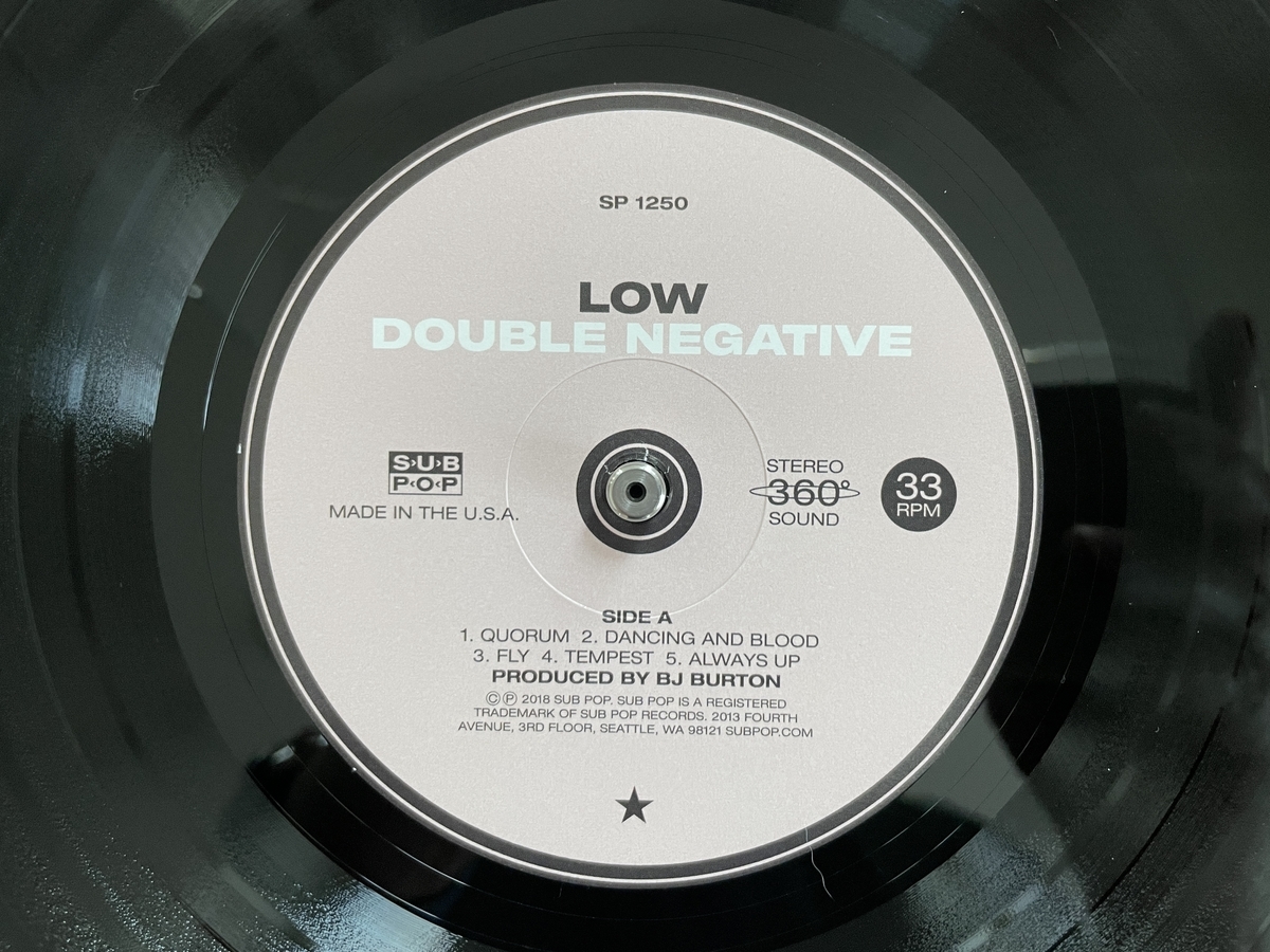 Double Negative / Low - ノイズの向こうから聴こえる聖歌 - Sound
