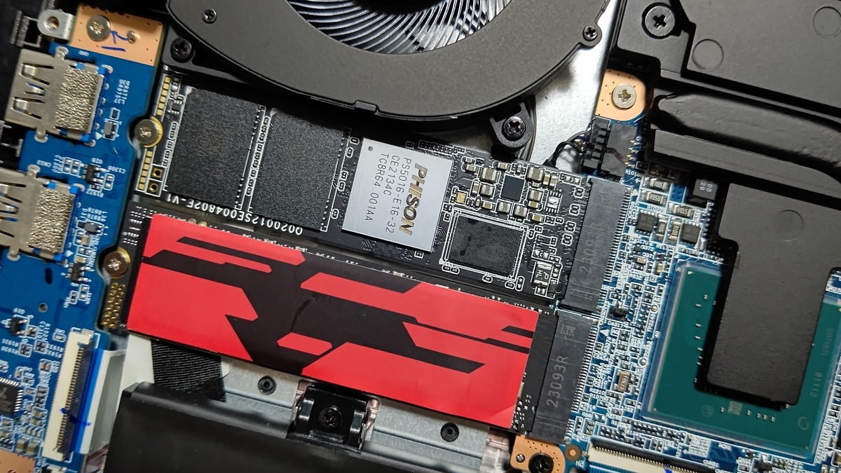 Raytrek R5-RL6】キーボードと騒音に耐えれば全然あり、実際に1週間