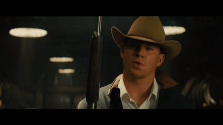 映画 キングスマン2 ゴールデン サークル に登場する銃を紹介 しーまんの映画から学ぶ人生