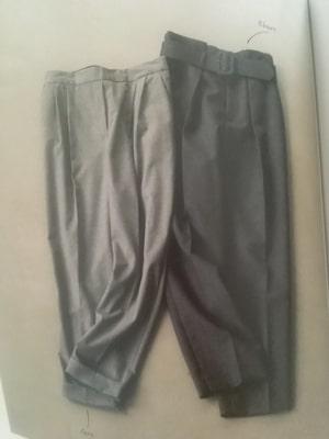 三尋木奈保さんの愛用のタックパンツ