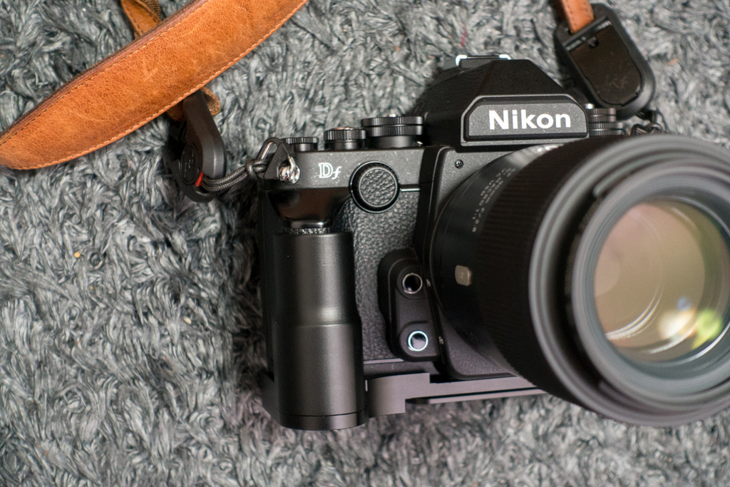 Nikon Df用グリップ