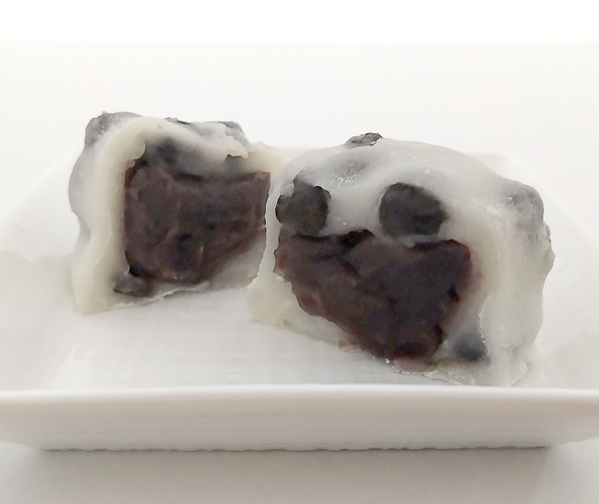 実食レビュー】京都『出町ふたば』 の「名代豆餅」を、大阪で行列にも