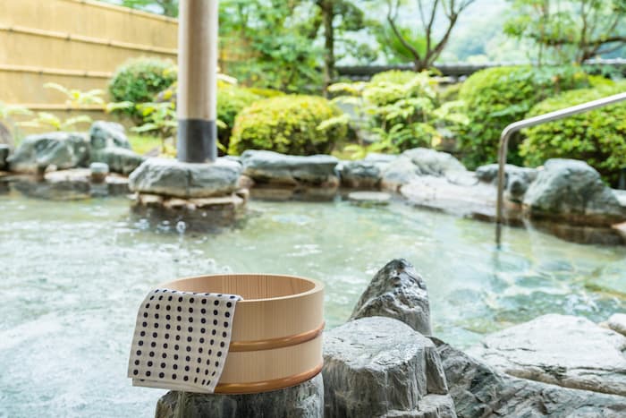 5月26日は「源泉かけ流し温泉の日」。あなたの知らない温泉の世界へ浸かってみよう - シカクト