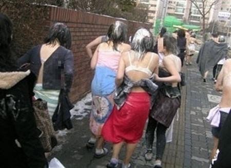 韓国 モラルの低下 中学の卒業式後は 裸コンパ Shilwi S Diary