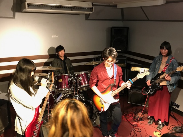 f:id:shima_c_sakudaira:20171231134938j:plain f:id:shima_c_sakudaira:20171231134938j:plain