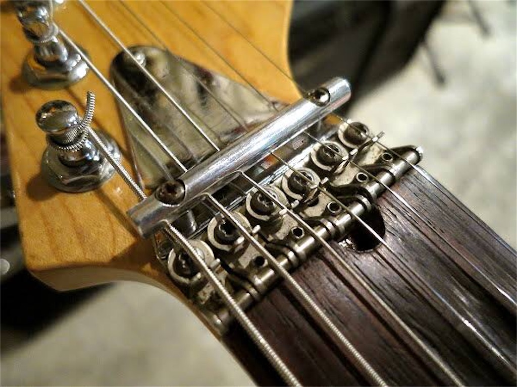 長岡亮介さんのギター メモ6 - 実用的な熱量