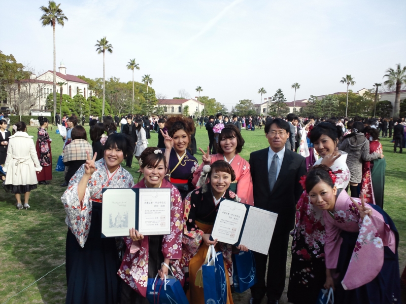 10年度卒業式と卒業生の進路 関西学院大学 現代民俗学 島村恭則研究室