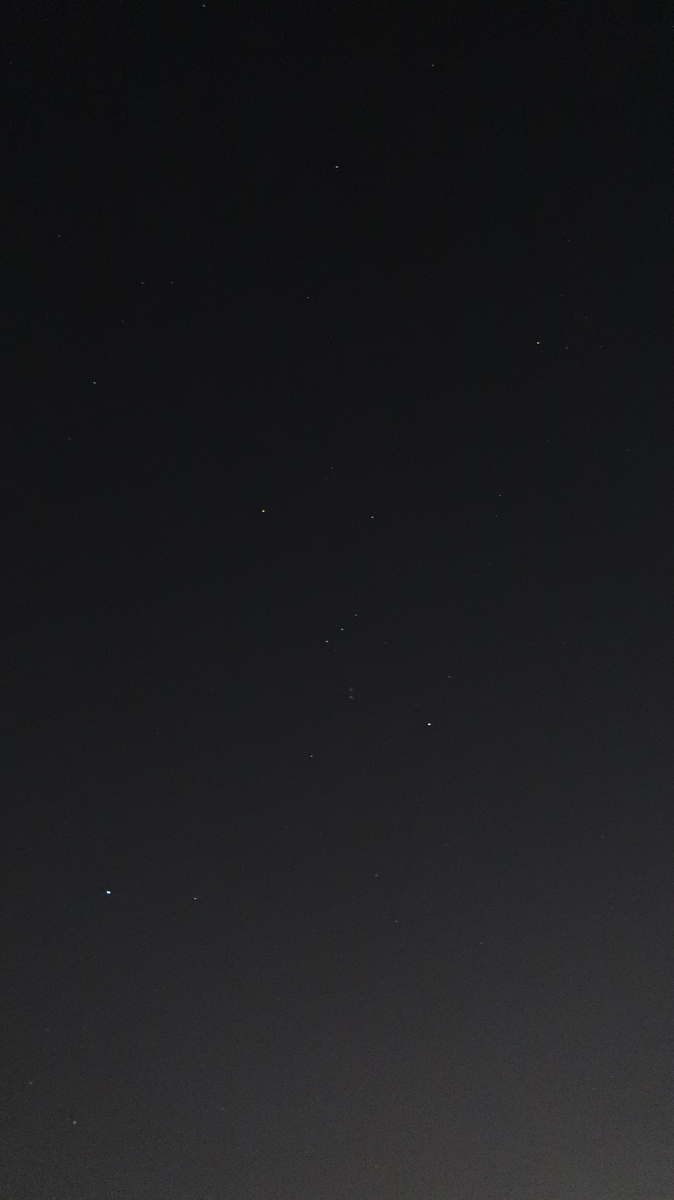 鴨川から見る夜空