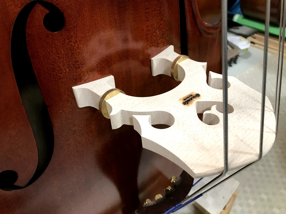 手作り小型コントラバス（約22cm） ミニコントラバス”MB-30”が密かに