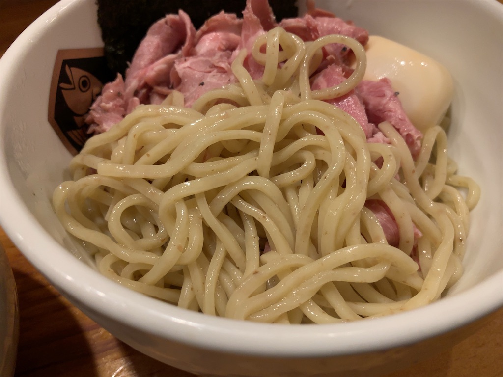 全粒粉を使った太麺