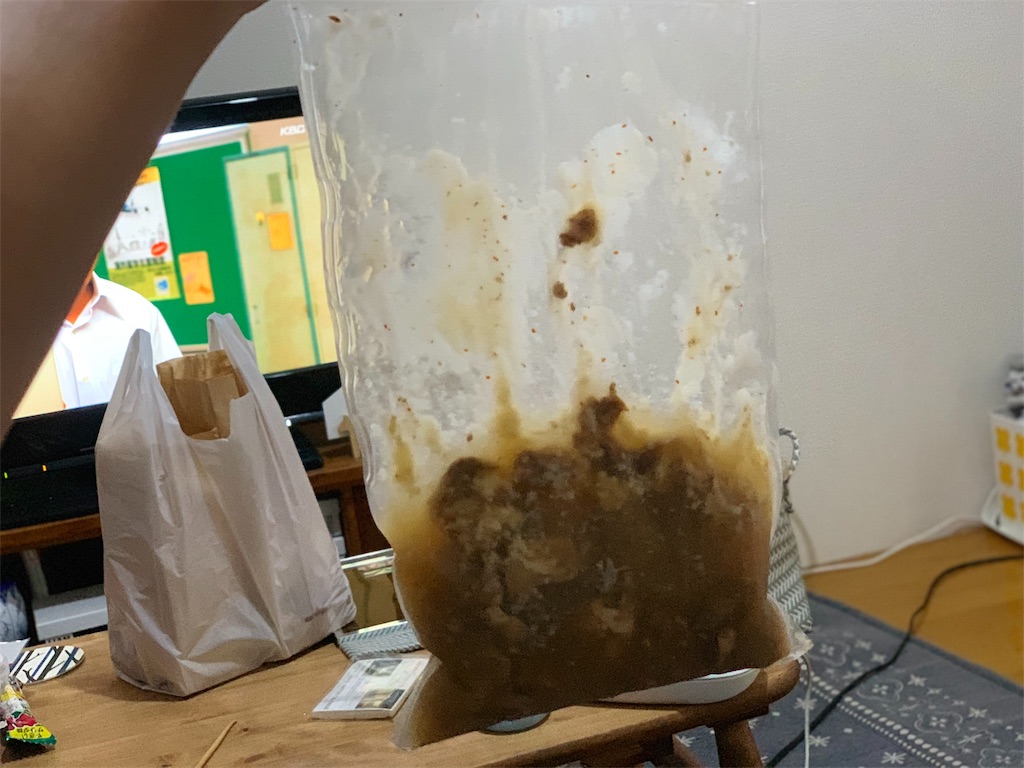 肉の伊藤の牛すじ煮込みのパック