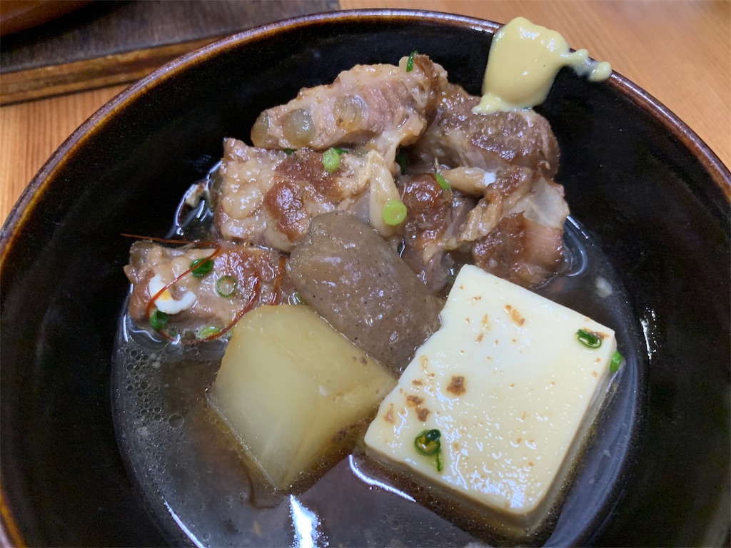 豚ばらなんこつ煮物の具材