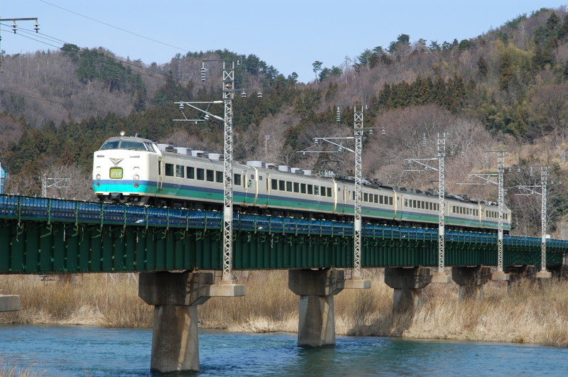 村上－間島_485系特急いなほ8号_ニイT16編成