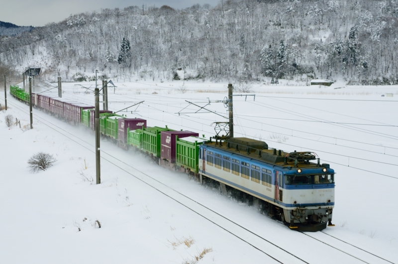 富根－二ツ井_1657レ_EF81-453号機（富山）+コキ12B