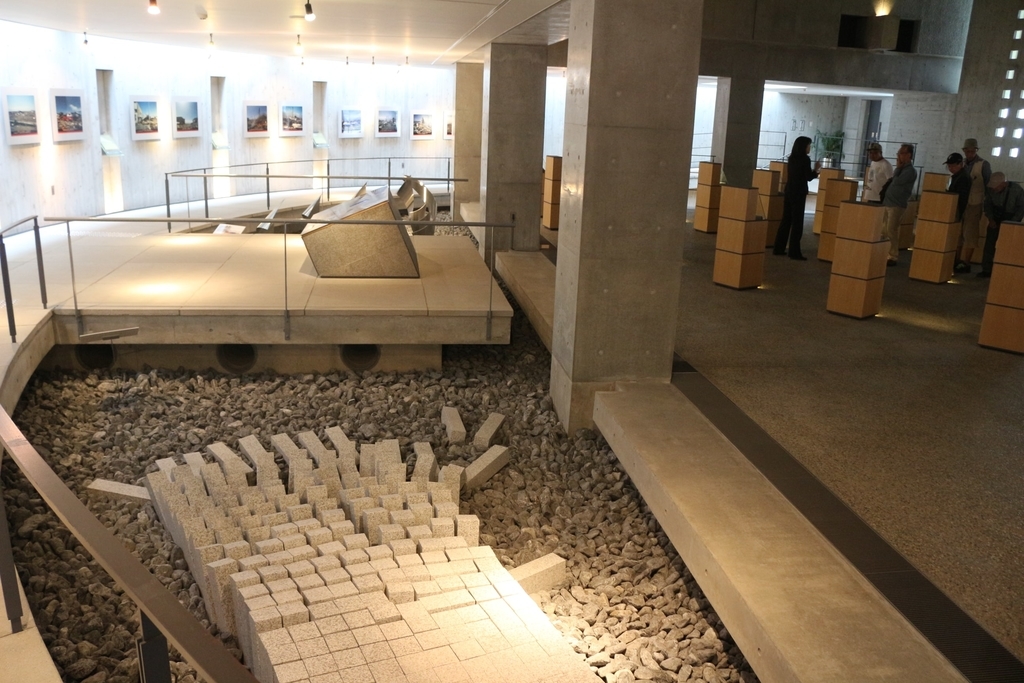 奥尻島津波館・館内